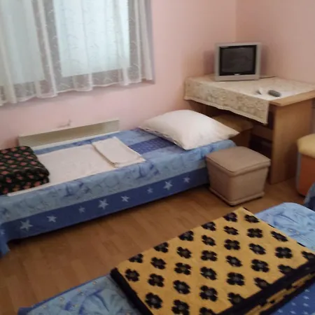 Guest house & Zdrava Hrana